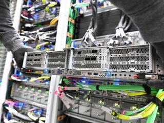 thumbnail - Usines d'IA