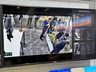 Image - Reolink TrackFlex